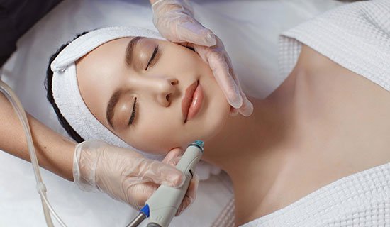 Read more about the article HydraFacial Treatment at Skinbliss Clinic in Hyderabad