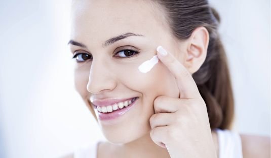 Read more about the article Skin lightening treatment at skinbliss